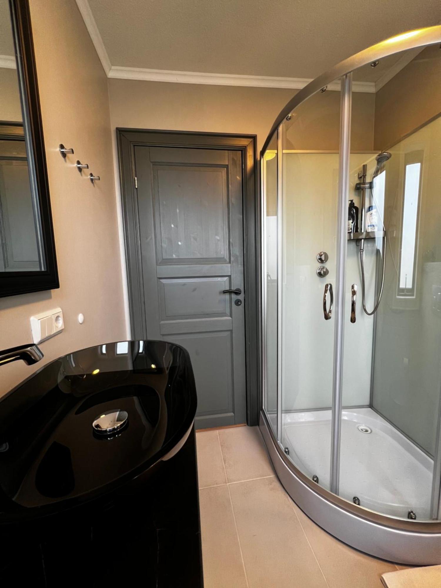 The Greyhouse "Small Apartment" 혼 외부 사진